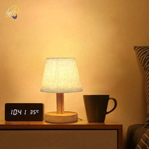 lampe de chevet en bois