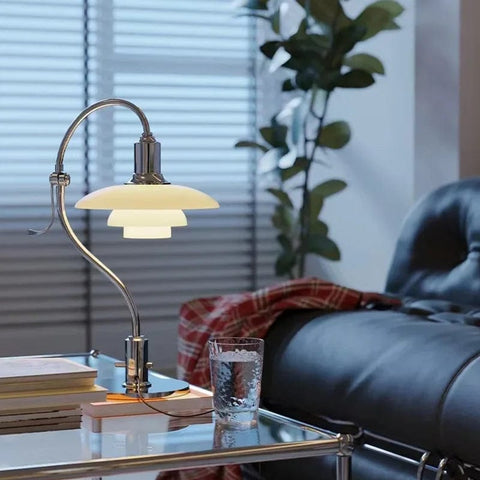 lampe design en chrome