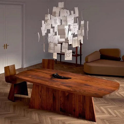 plafonnier de papier dans le salon