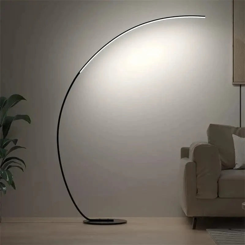 Lampadaire LED salon noir moderne
