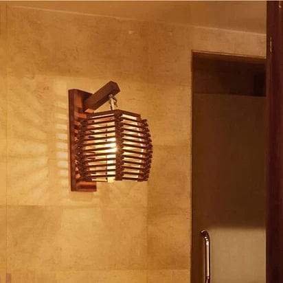 applique murale en bois clair interieur