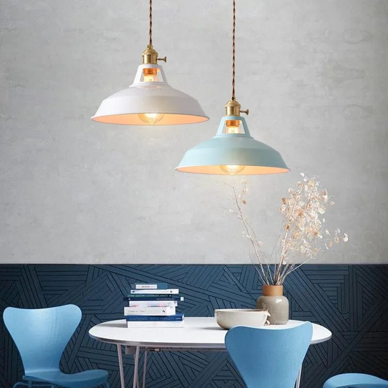 plafonnier de salon coloré