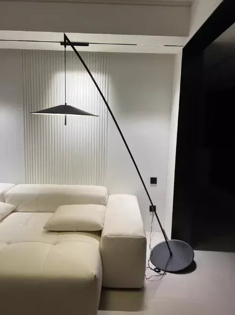 design lampadaire sur pied