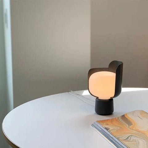 lampe de chevet noire 