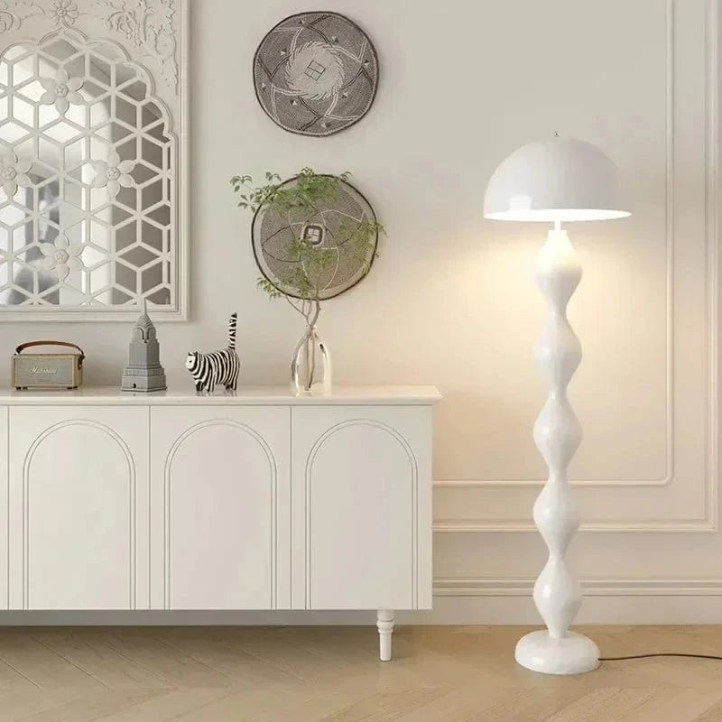 lampadaire moderne salon blanc