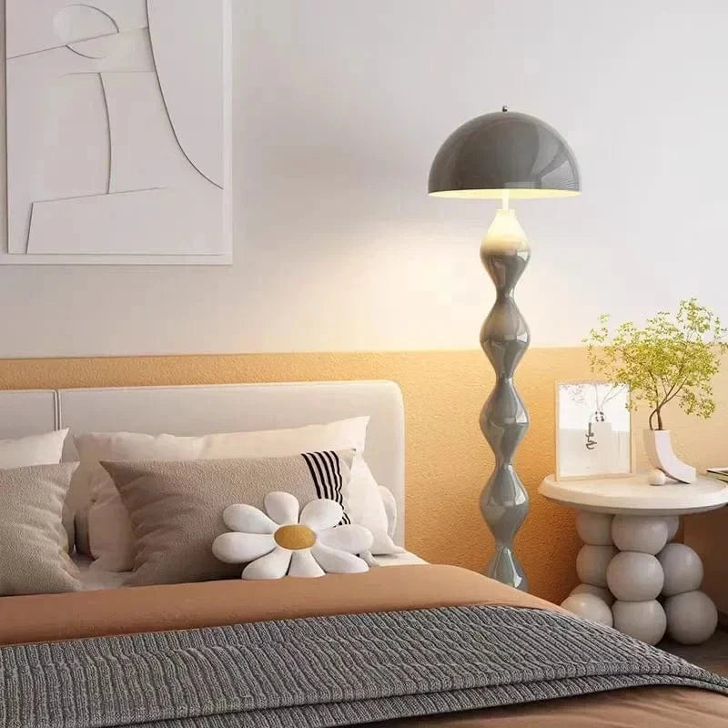 lampadaire moderne salon gris