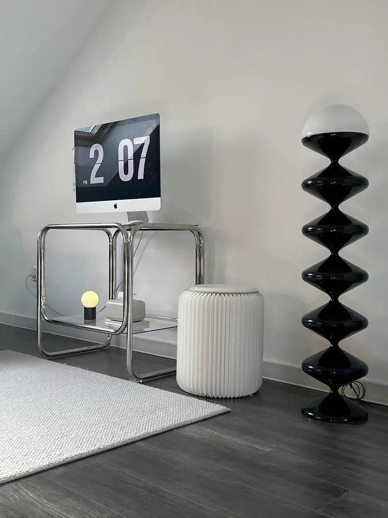 lampadaire noir scandinave salon