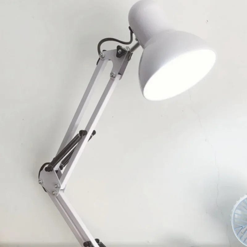 lampe blanche industrielle