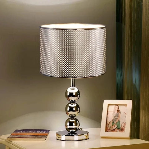 lampe de chevet grise