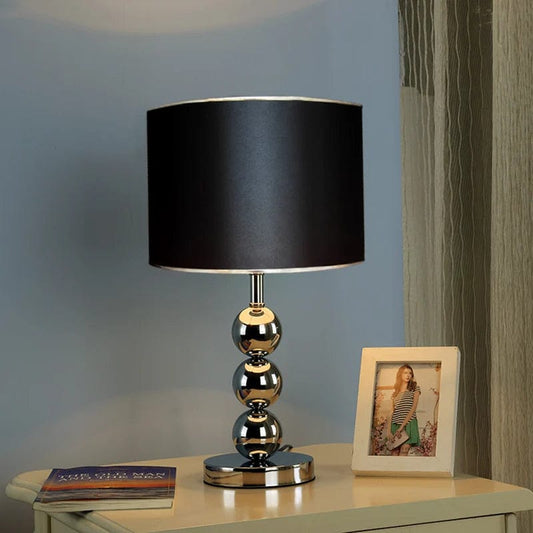 lampe de chevet noire