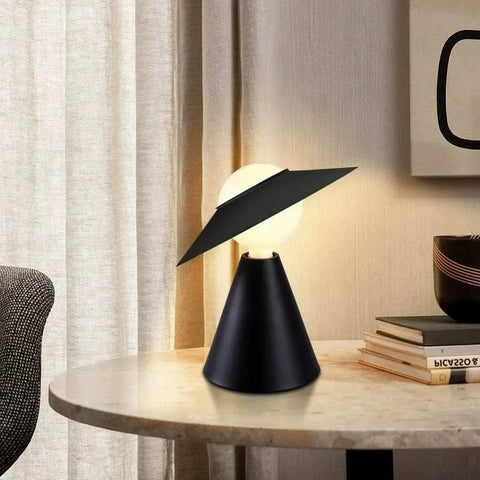 lampe de chevet originale noire et de table