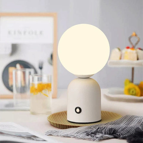 lampe industrielle grise 
