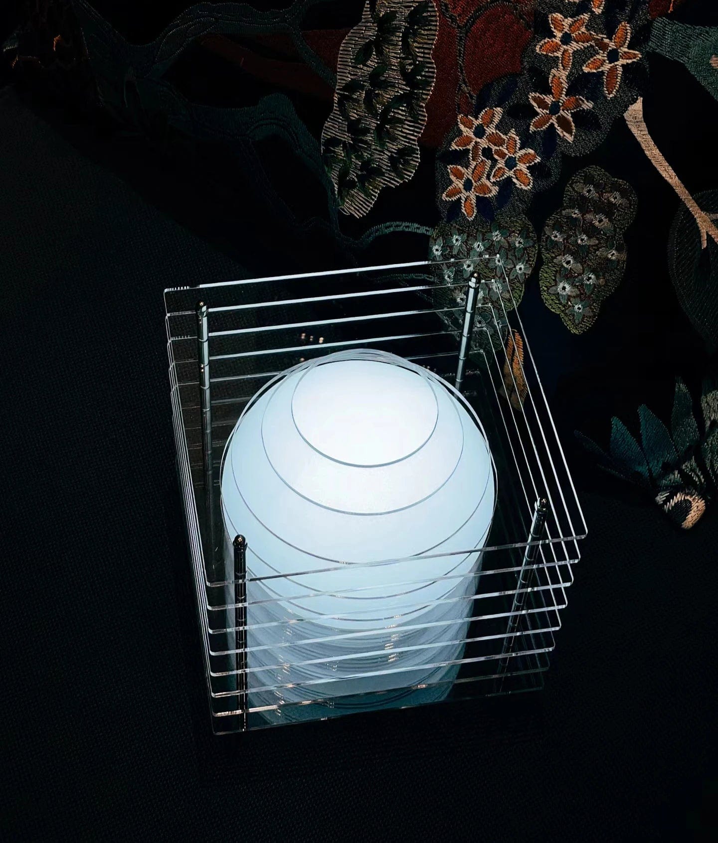 lampe rechargeable bleue de table