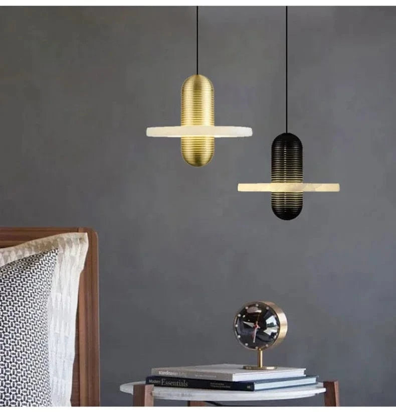 plafonnier art deco or et noir chambre