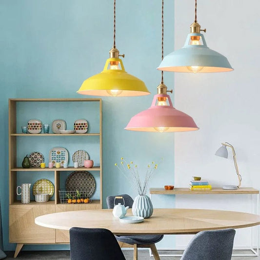 plafonnier de salon coloré