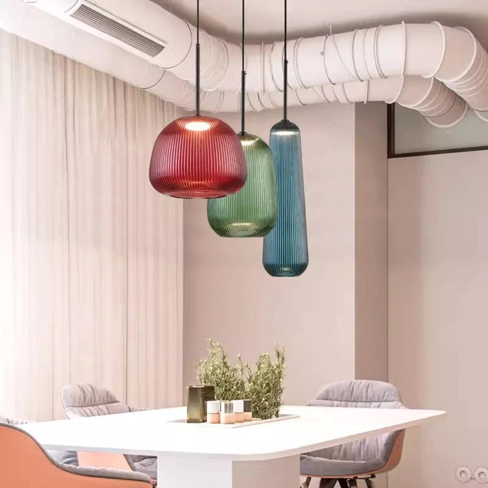 plafonniers colorés et en verres