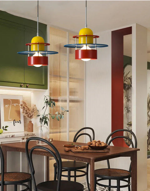 suspension salle a manger colore